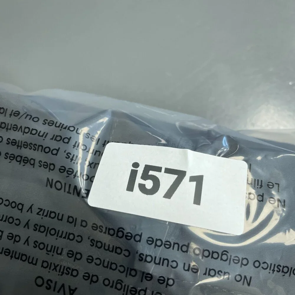 NEW Eddie Bauer Men's Size 34 Rainier 10" Tech Shorts Black Cargo Outdoor - Picture 7 of 7